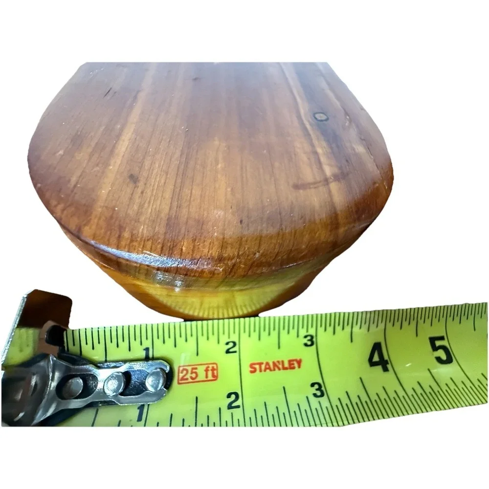 Vintage Oval Shaped Cedar Wood Box w Hinged Lid Jewelry Keepsake Trinket